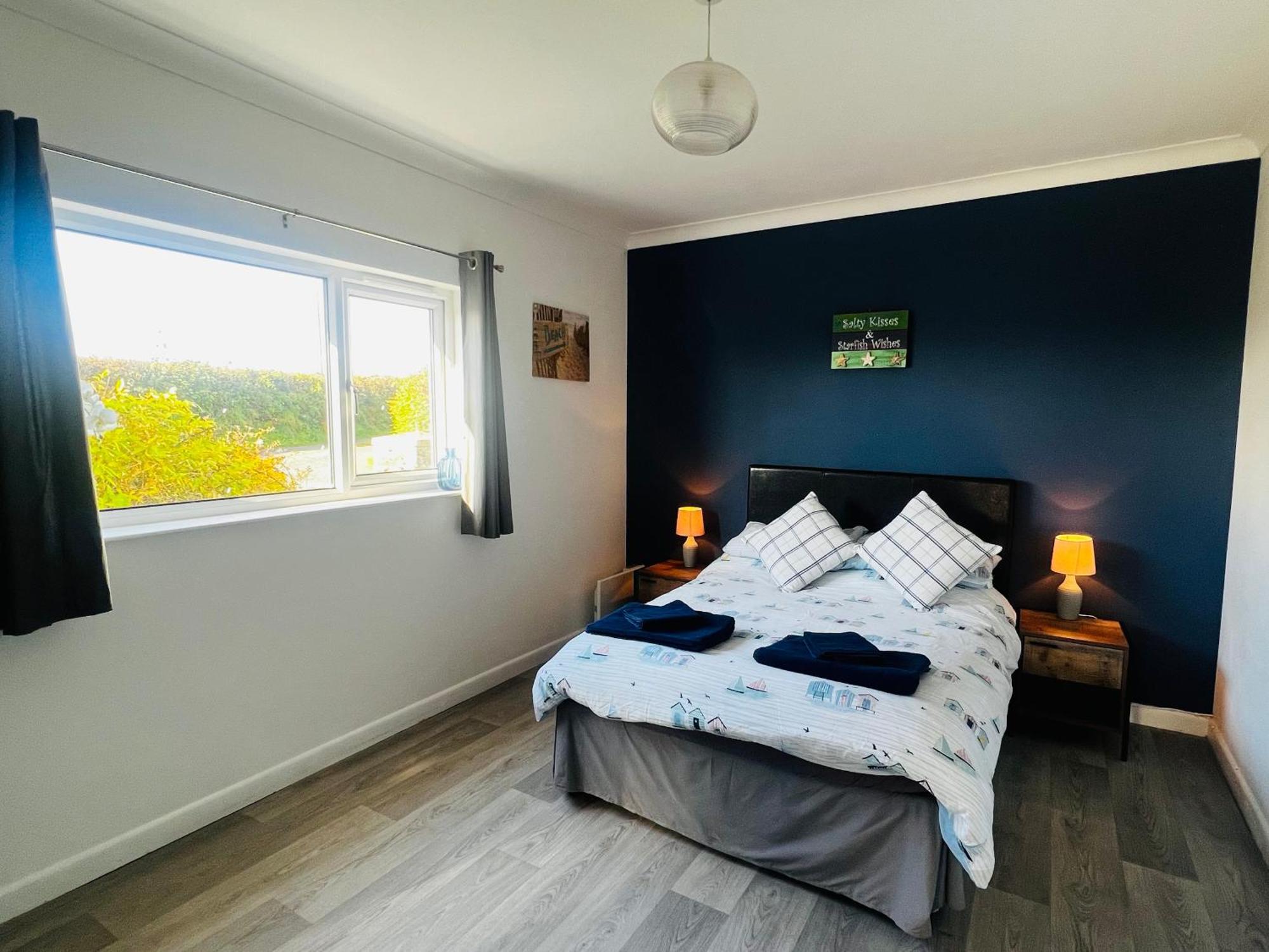 2 Bedroom Holiday Home In The Heart Of West Wales 圣克莱尔斯 外观 照片